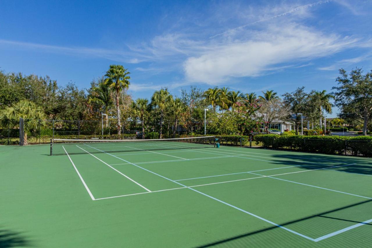 Greenlinks At Lely Luxury Purple Orchid Fully Renovated Modern 1St Floor 3Bdr Golf Resort Villa Naples Exterior photo