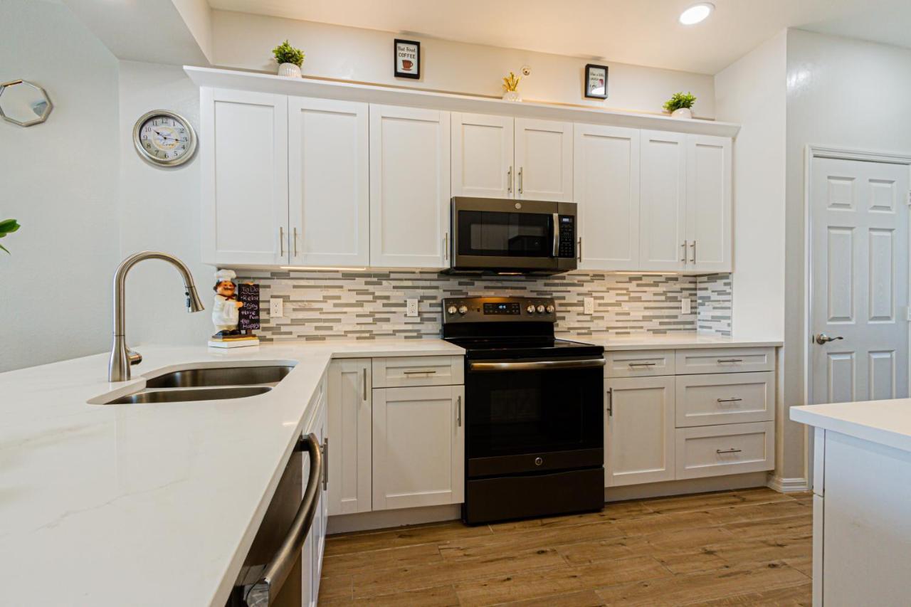 Greenlinks At Lely Luxury Purple Orchid Fully Renovated Modern 1St Floor 3Bdr Golf Resort Villa Naples Exterior photo